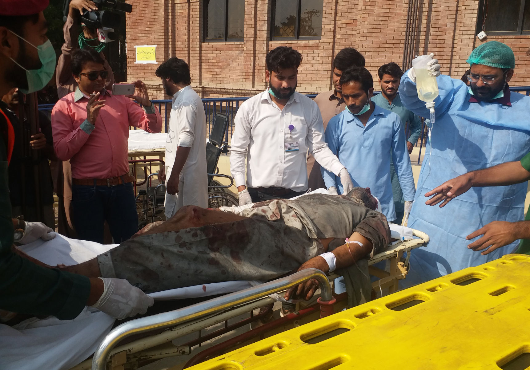 Pakstan Train Fire